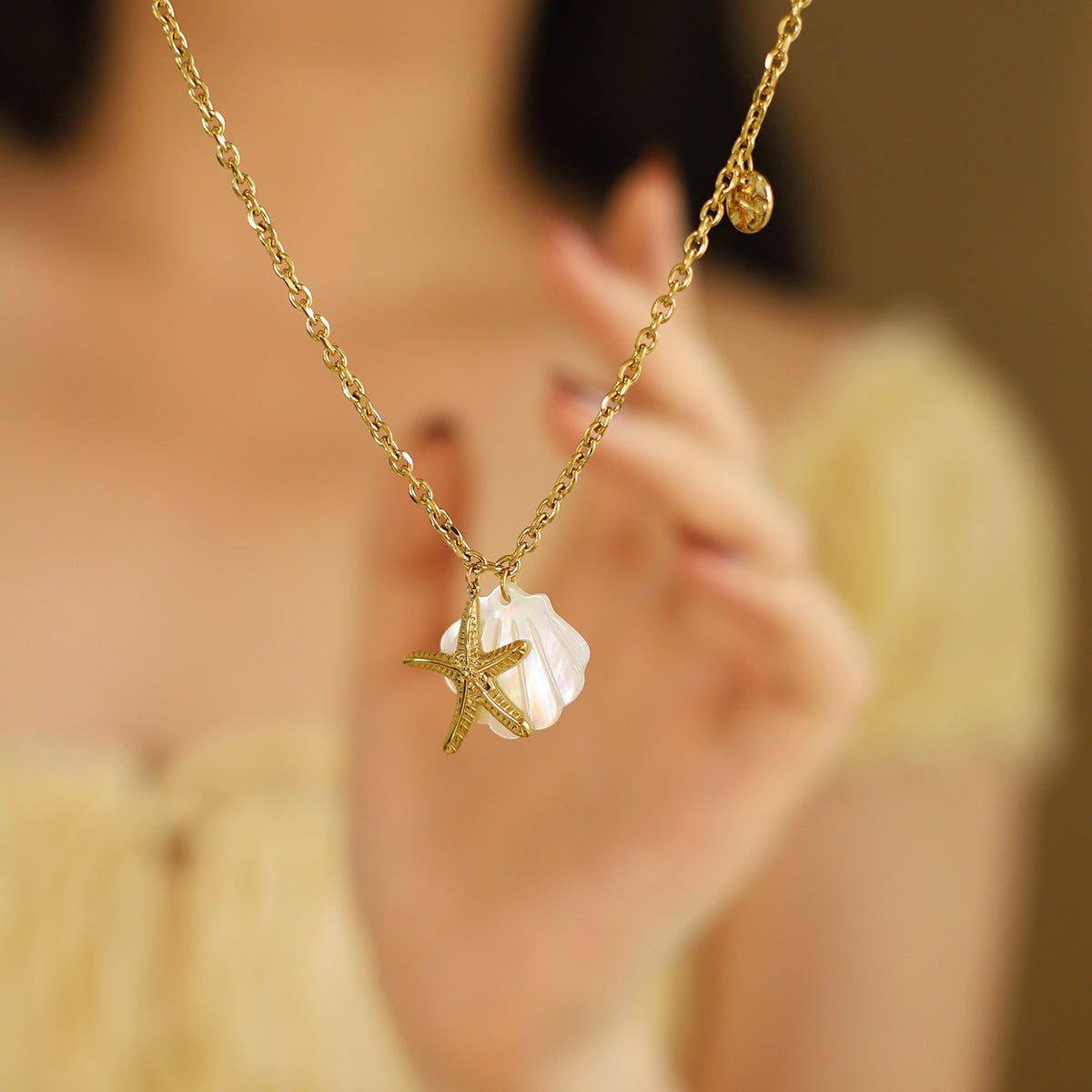 Seashell And Starfish Charm Chain Necklace - Gold - 3