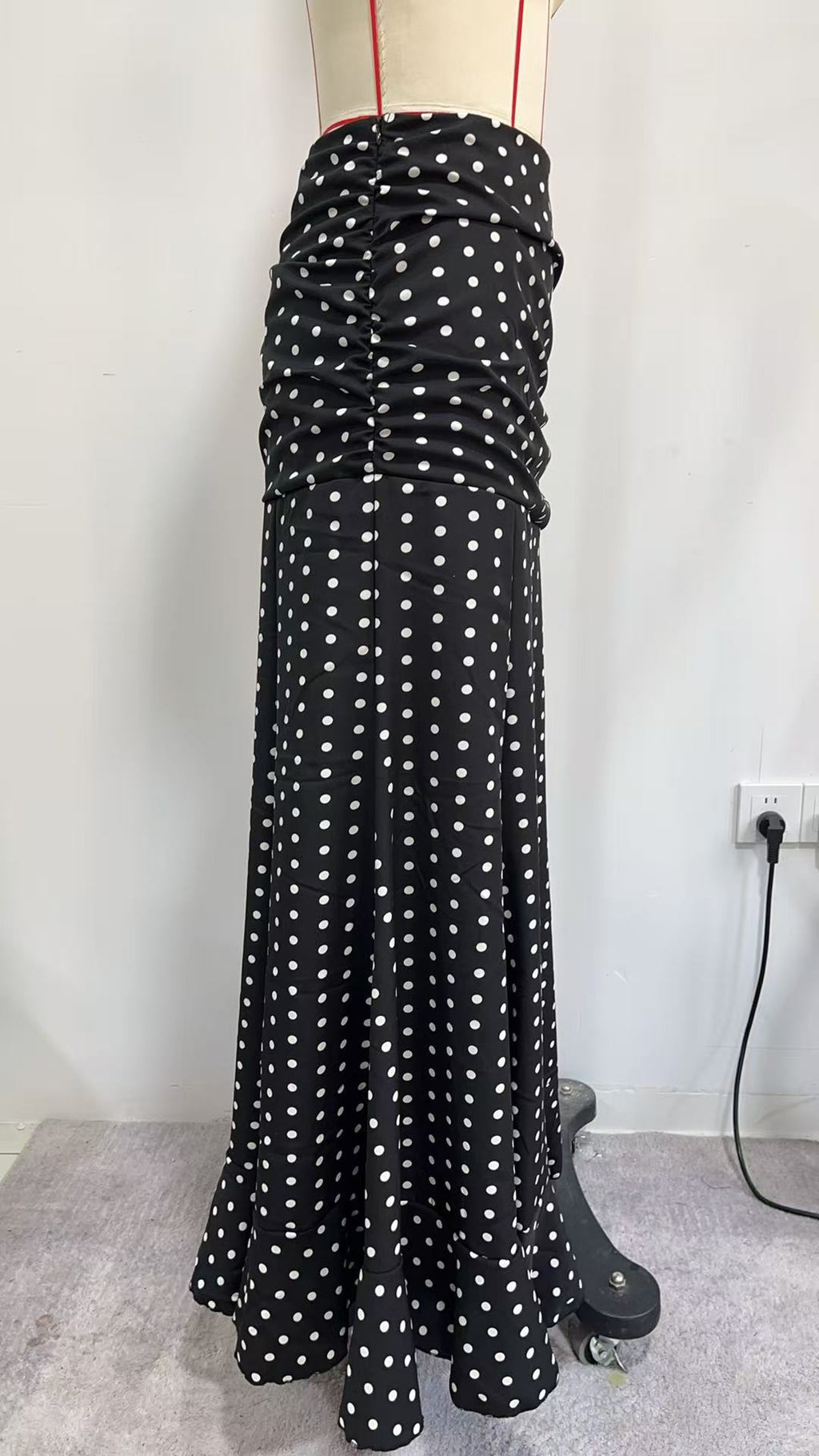 Flowy High Waist Fishtail Chiffon Maxi Skirt - Black - 1
