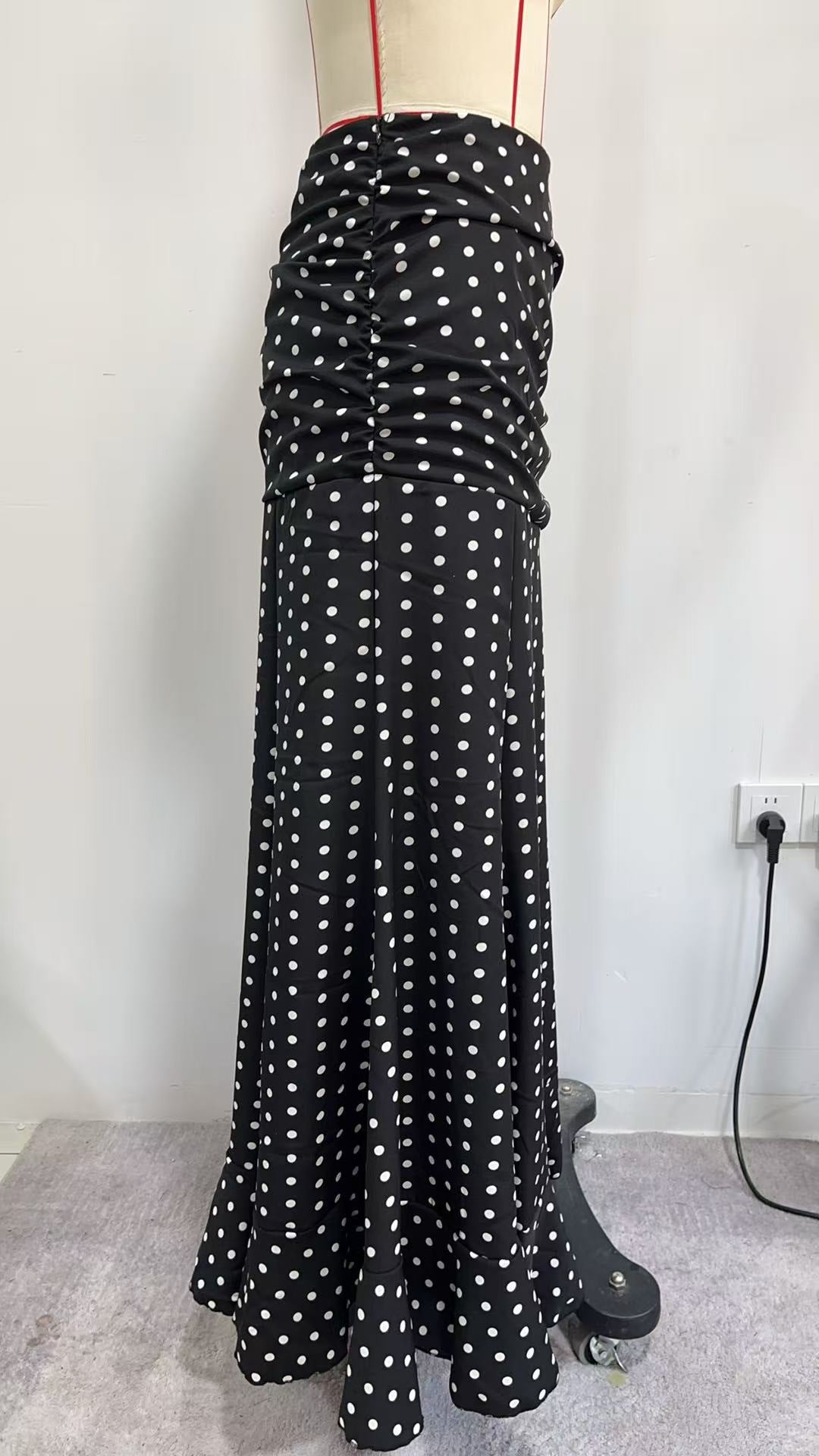 Flowy High Waist Fishtail Chiffon Maxi Skirt - Black - 1