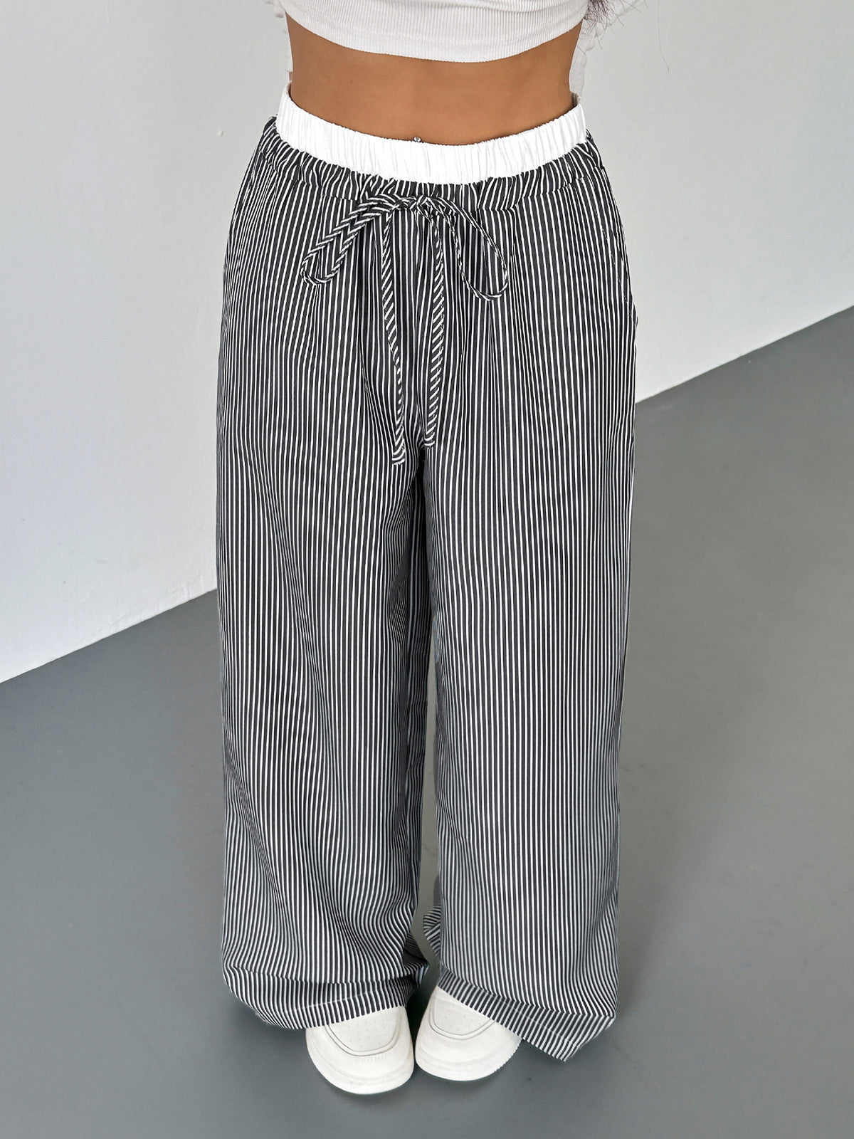 Striped Drawstring Wide Leg Trousers - Black