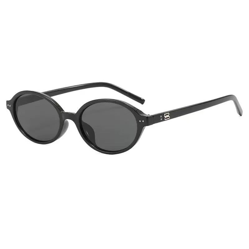 Slim Oval Frame Retro Sunglasses - Black-1