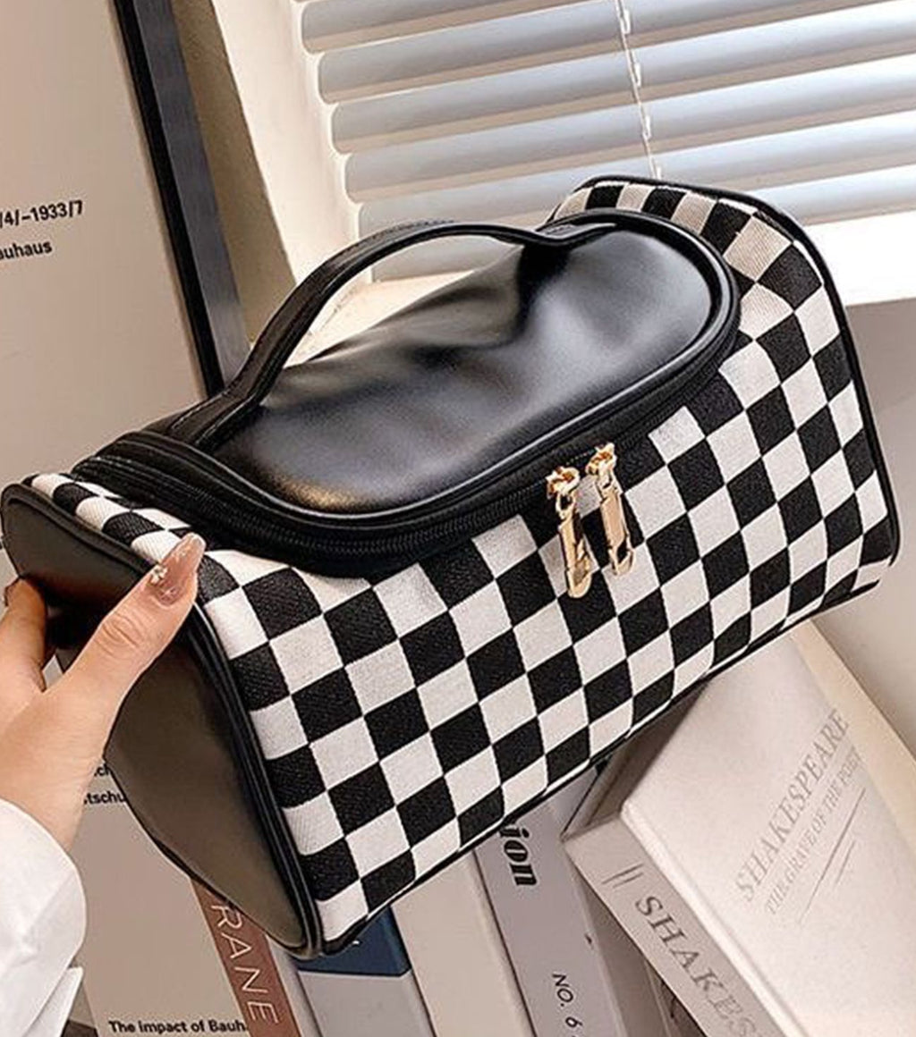 Checkered Travel Toiletry Bag With Handle - Black - 2