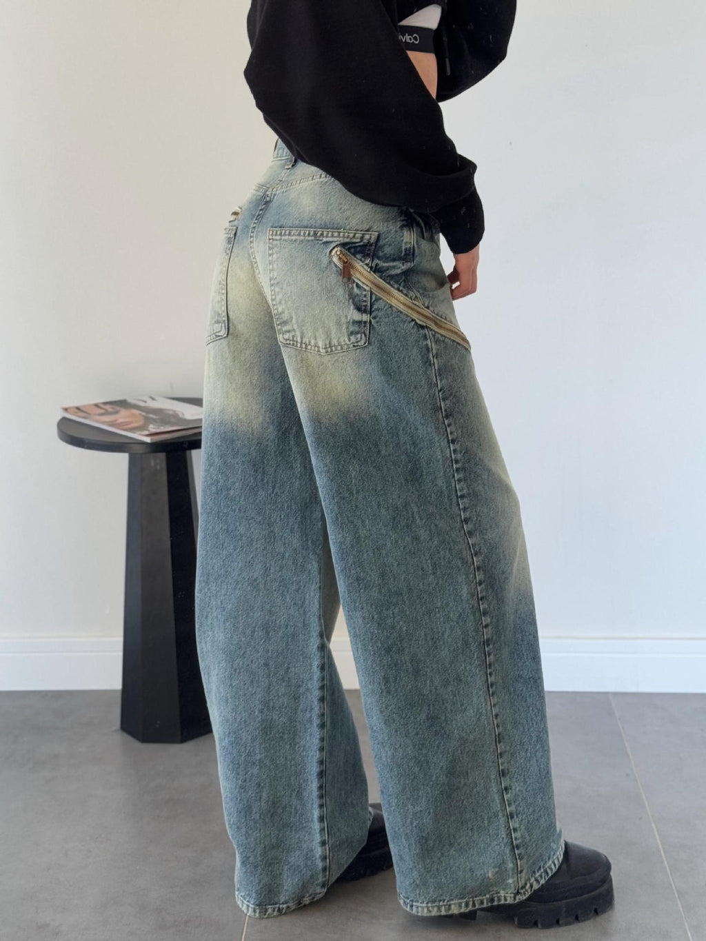 Baggy Wide Leg Faded Wash Jeans - Blue - 1