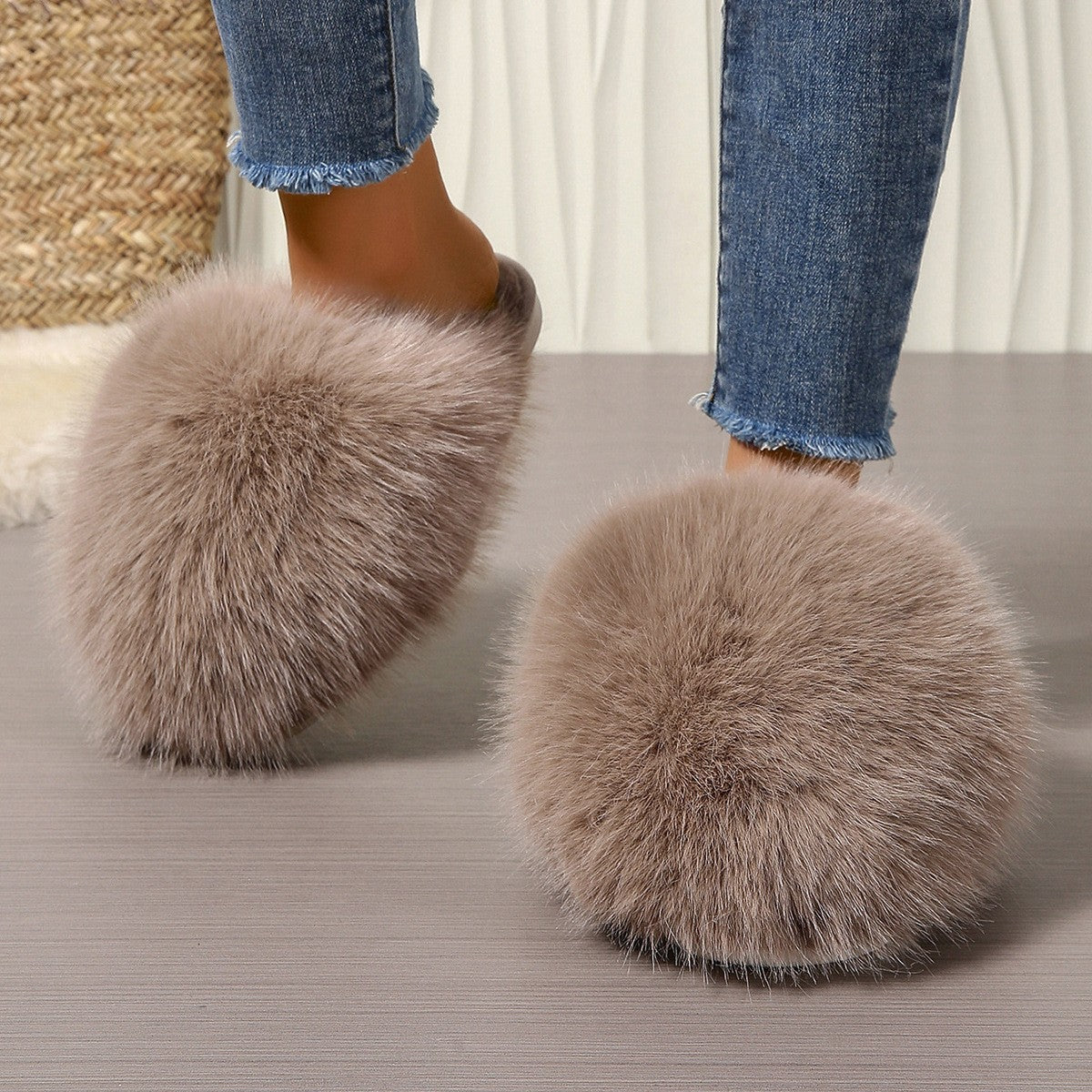 Oversized Plush Faux Fur Slip-On Slippers - Taupe