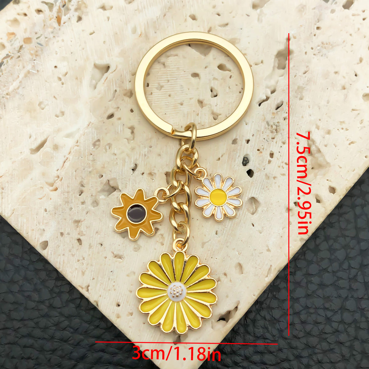 Cottagecore Daisy Enamel Keyring Bag Charm - Golden