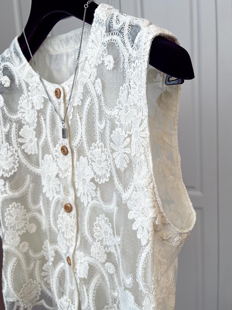 Sheer Daisy Lace Button Front Tank Top - Beige - 3