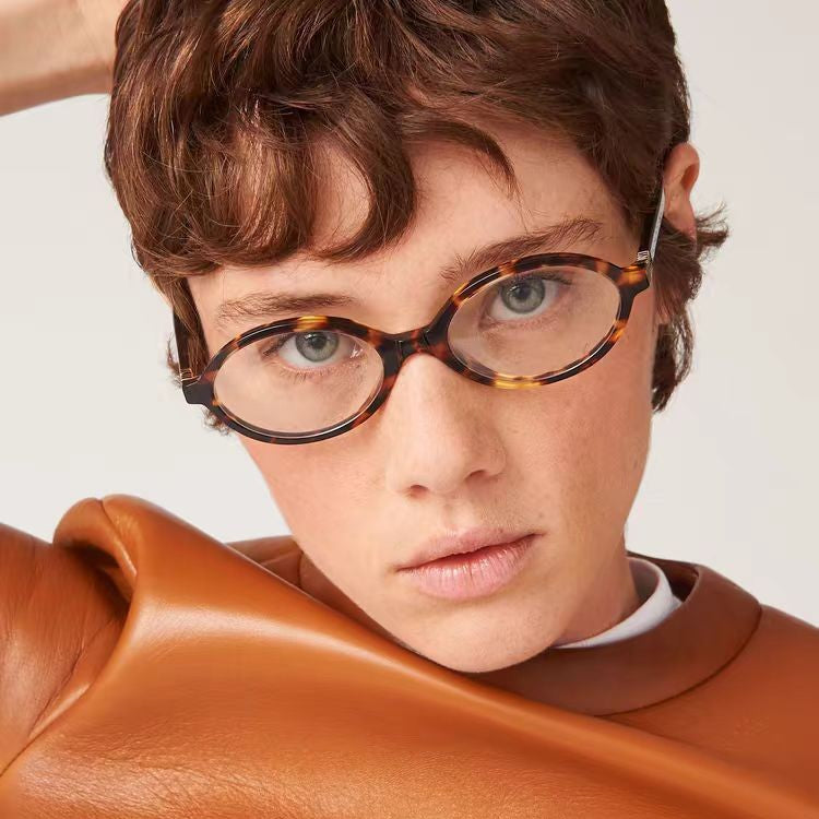 Retro Oval Frame Tinted Sunglasses - view 11