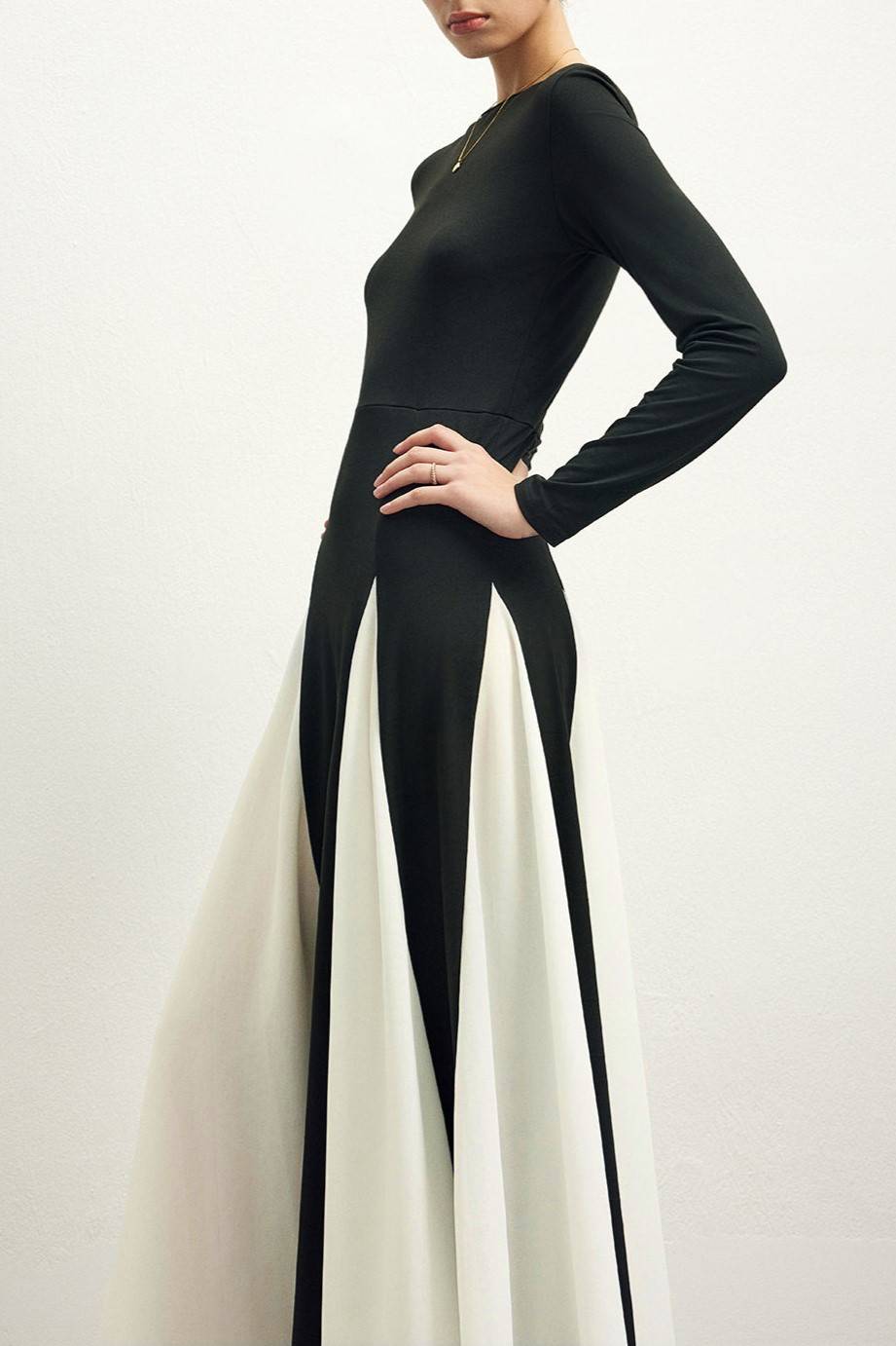 Contrast Panel Flared Long Sleeve Maxi Dress - black - 1