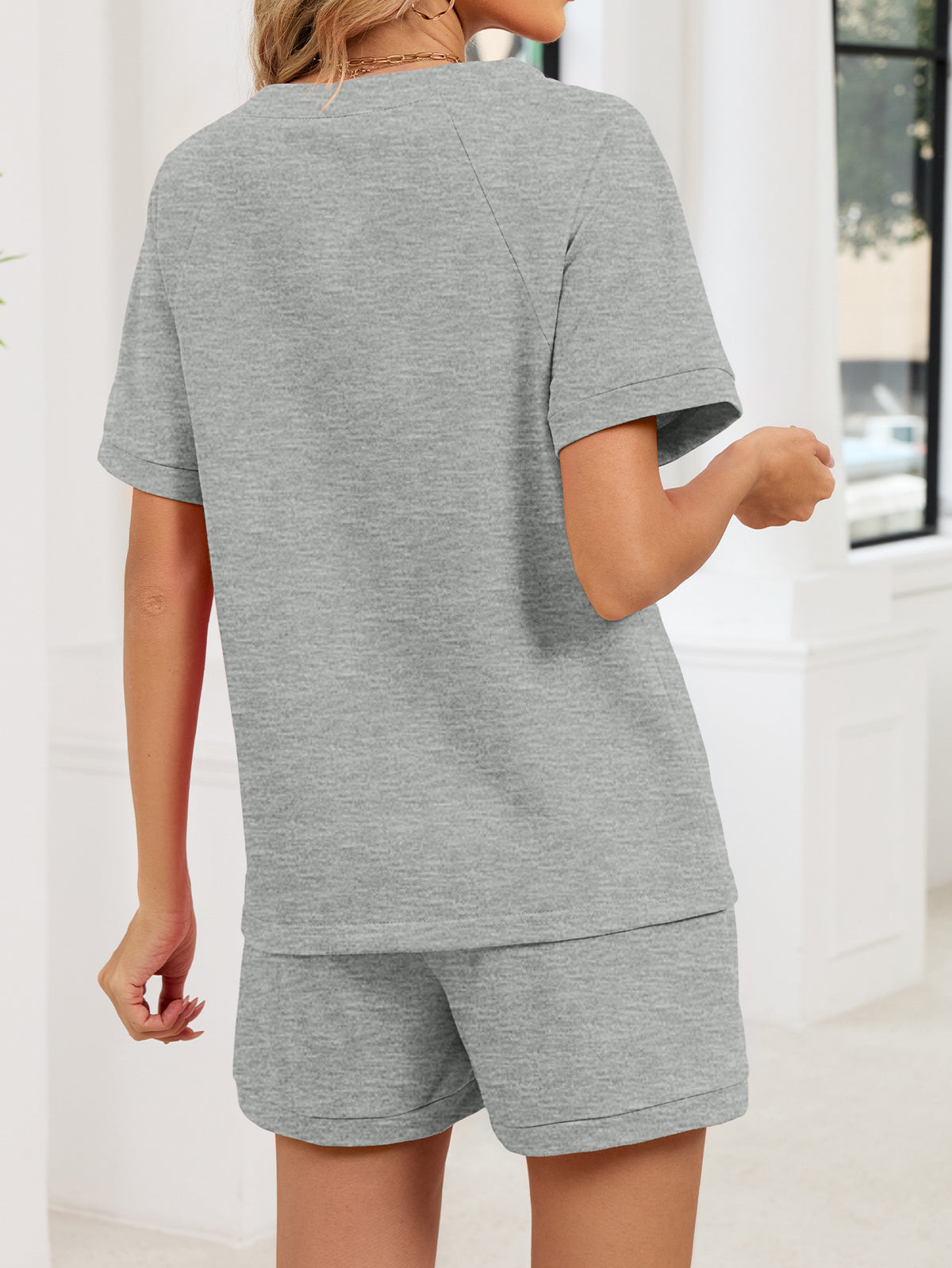 Notch Neck Tee And Pocket Shorts Set - Grey - 1