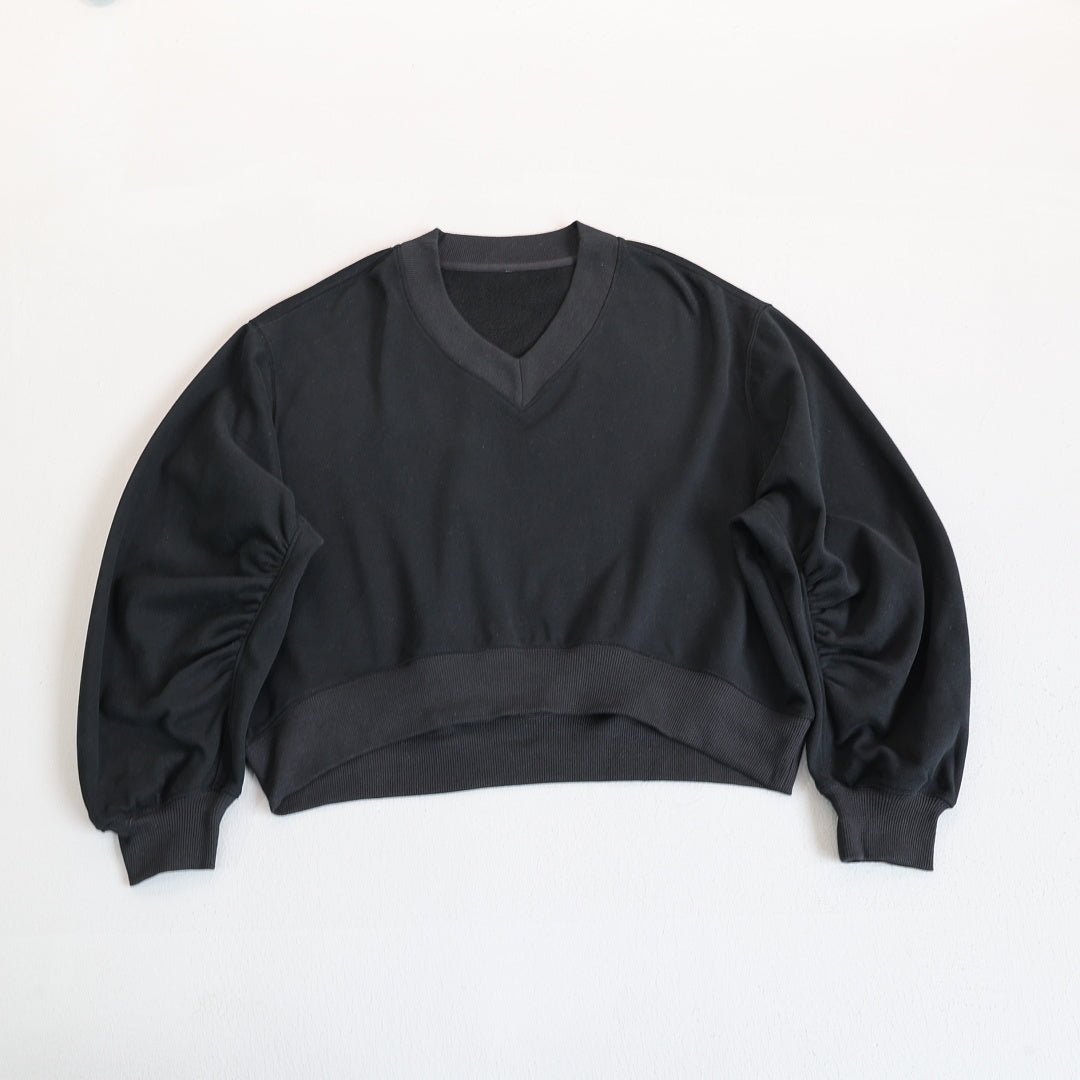 Cropped V Neck Sweatshirt With Ruched Sleeves - Black - 4
