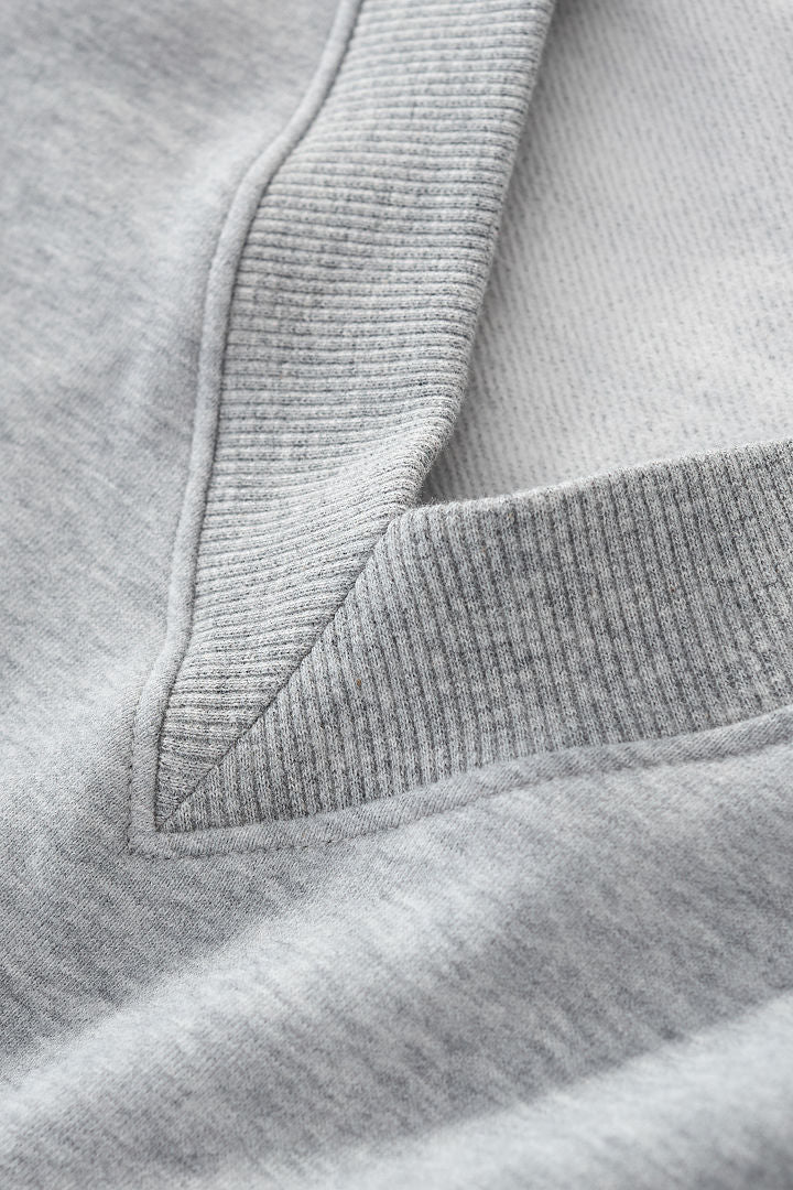 Cropped V Neck Sweatshirt With Ruched Sleeves - Grey - 16