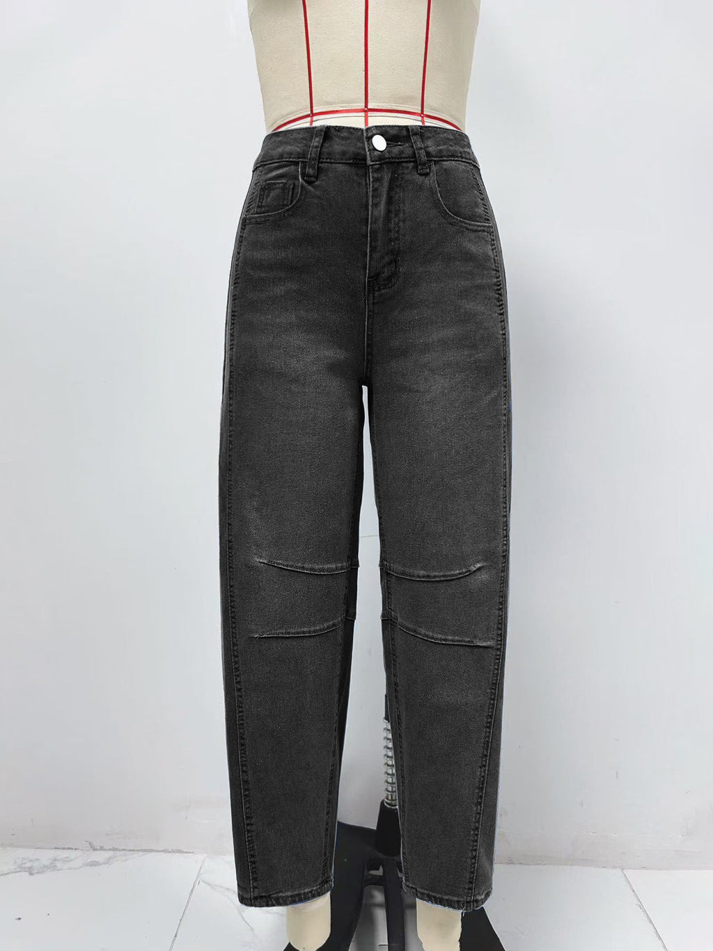Relaxed Barrel Fit Denim Mom Jeans - Black