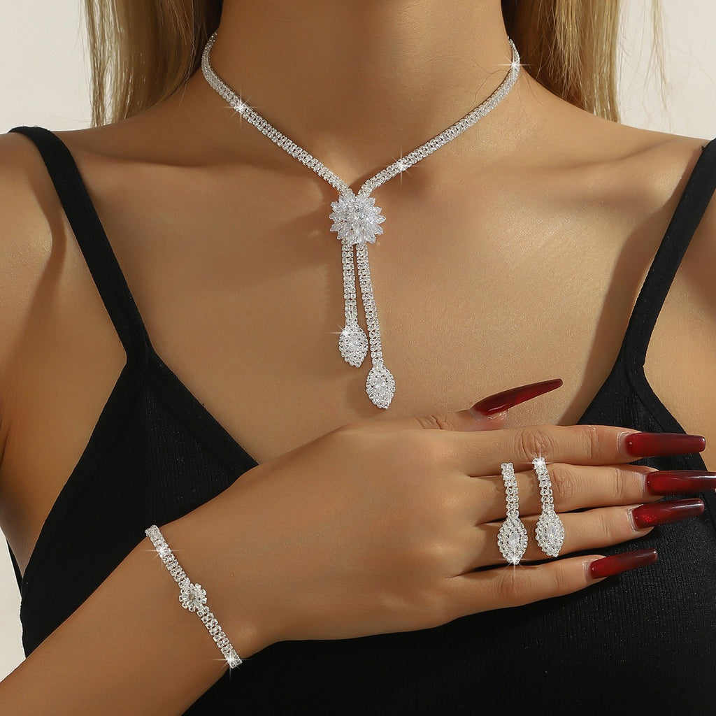 Rhinestone Flower Lariat Necklace And Earring Set