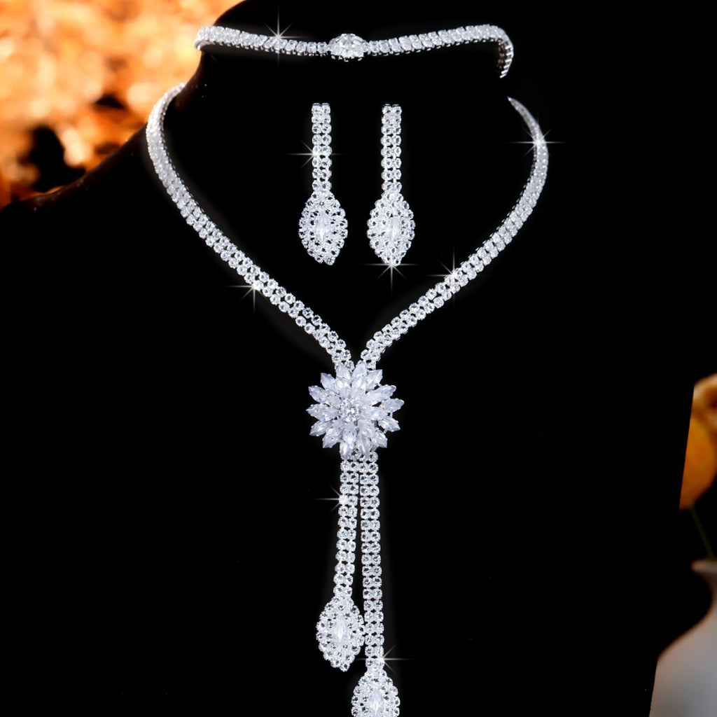 Rhinestone Flower Lariat Necklace And Earring Set