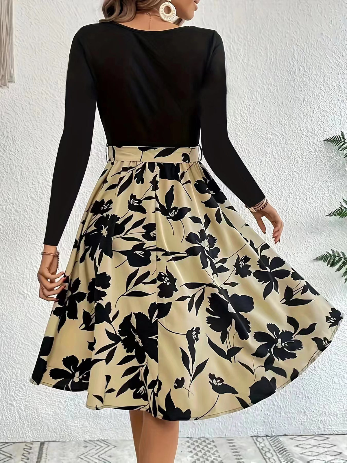 Floral Skirt Long Sleeve Flared Midi Dress - Khaki - 3