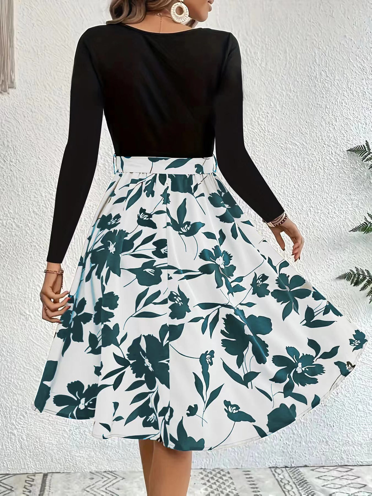 Floral Skirt Long Sleeve Flared Midi Dress - White - 2