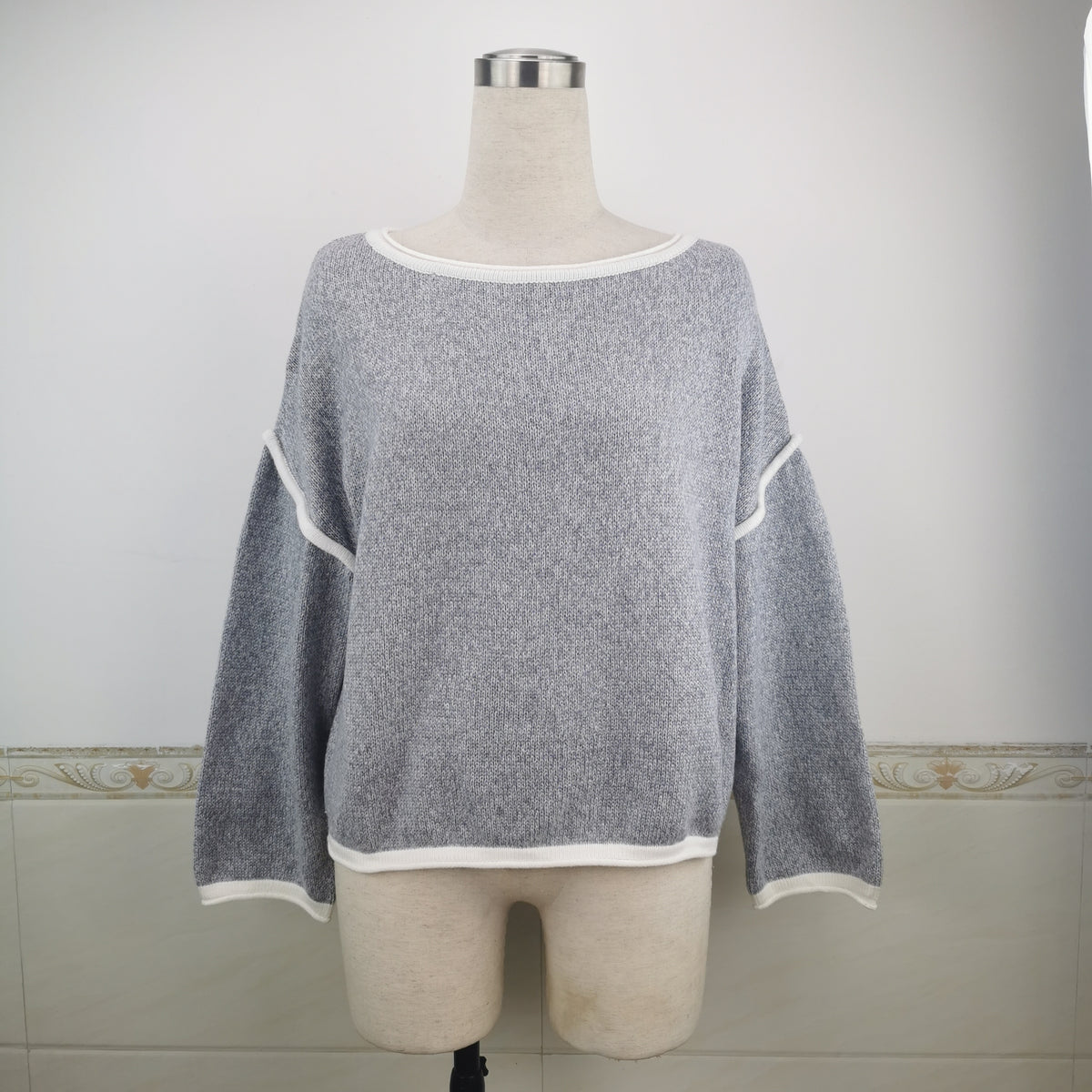 Exposed Seam Slouchy Knit Top - Grey - 4