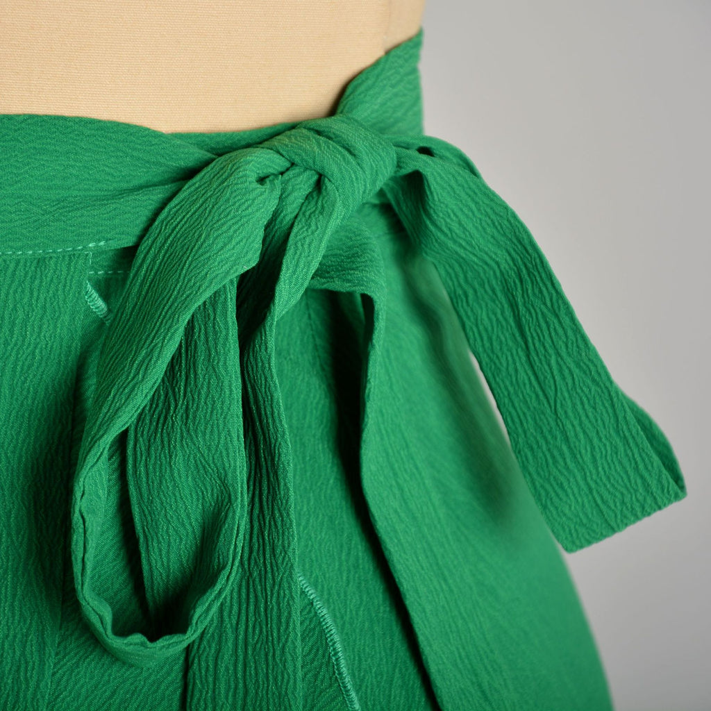 Textured Ruffle Hem Wrap Mini Skirt - Green - 2