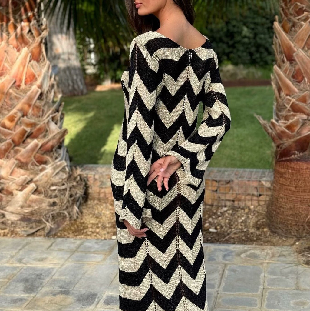 Zigzag Knit Keyhole Long Sleeve Midi Dress - Black - 5