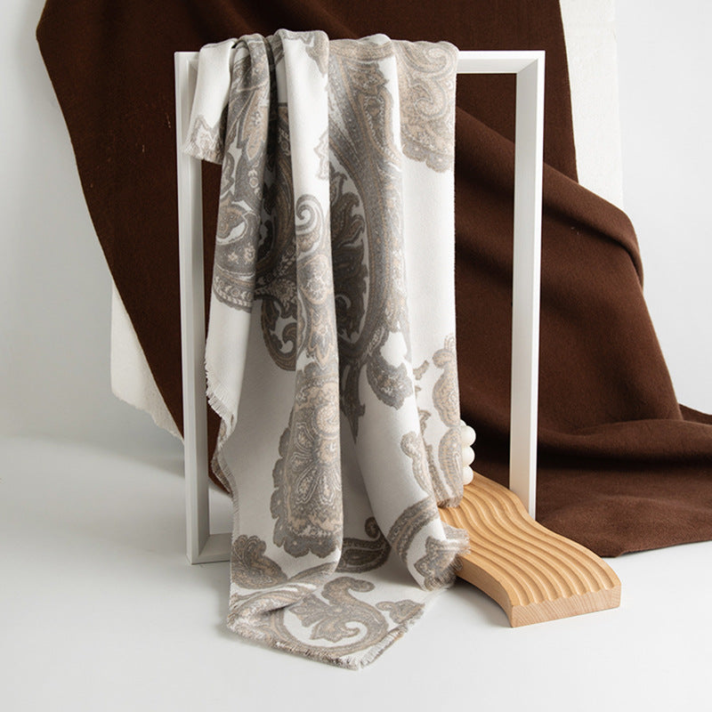 Retro Paisley Print Fringed Wrap Scarf - White