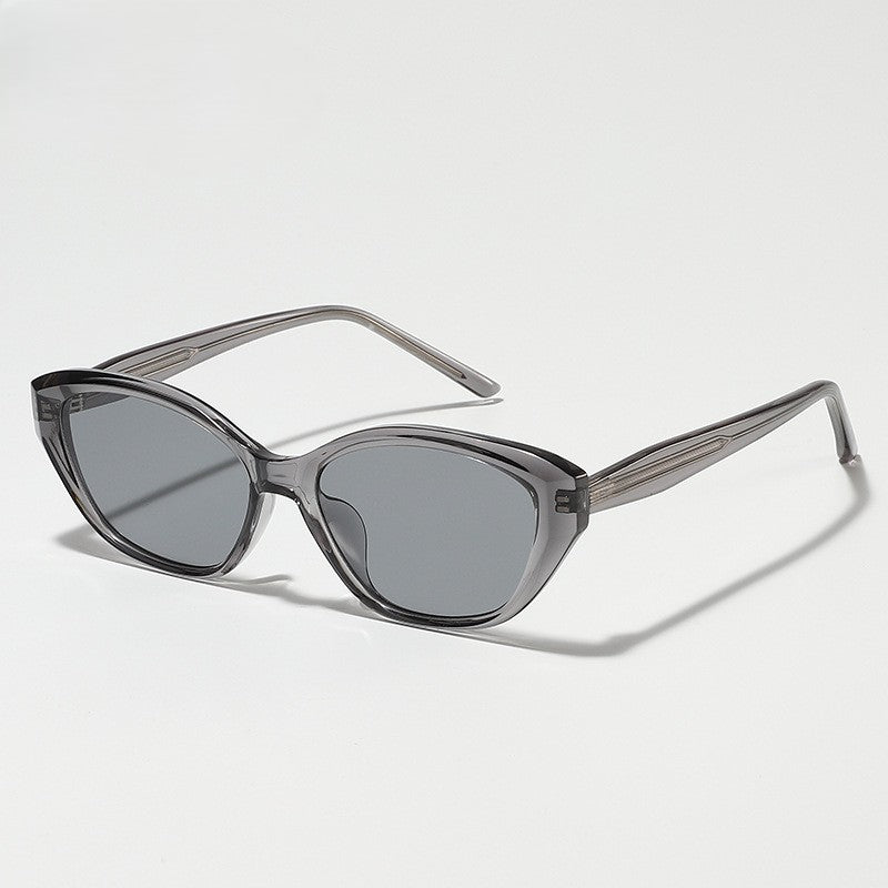 Retro Slim-Frame Cat-Eye Sunglasses - Detail