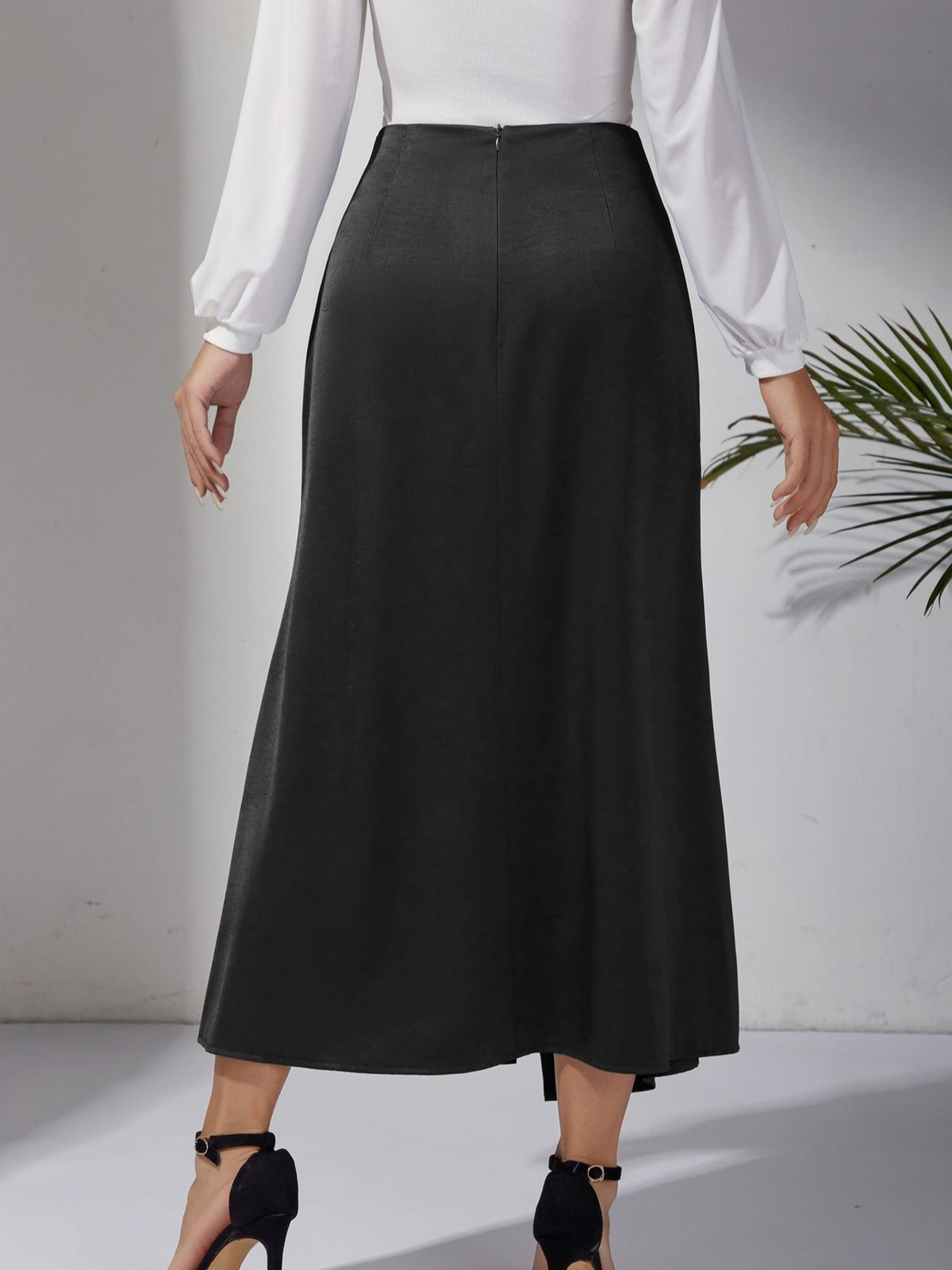 Ruched Satin Maxi Skirt With Slit - Black - 1