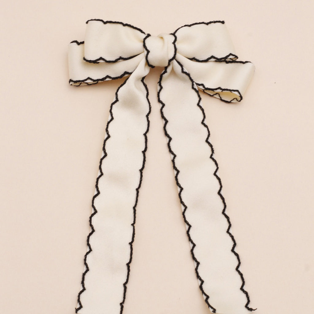 Scalloped Contrast Edge Ribbon Bow Clip - White - 3