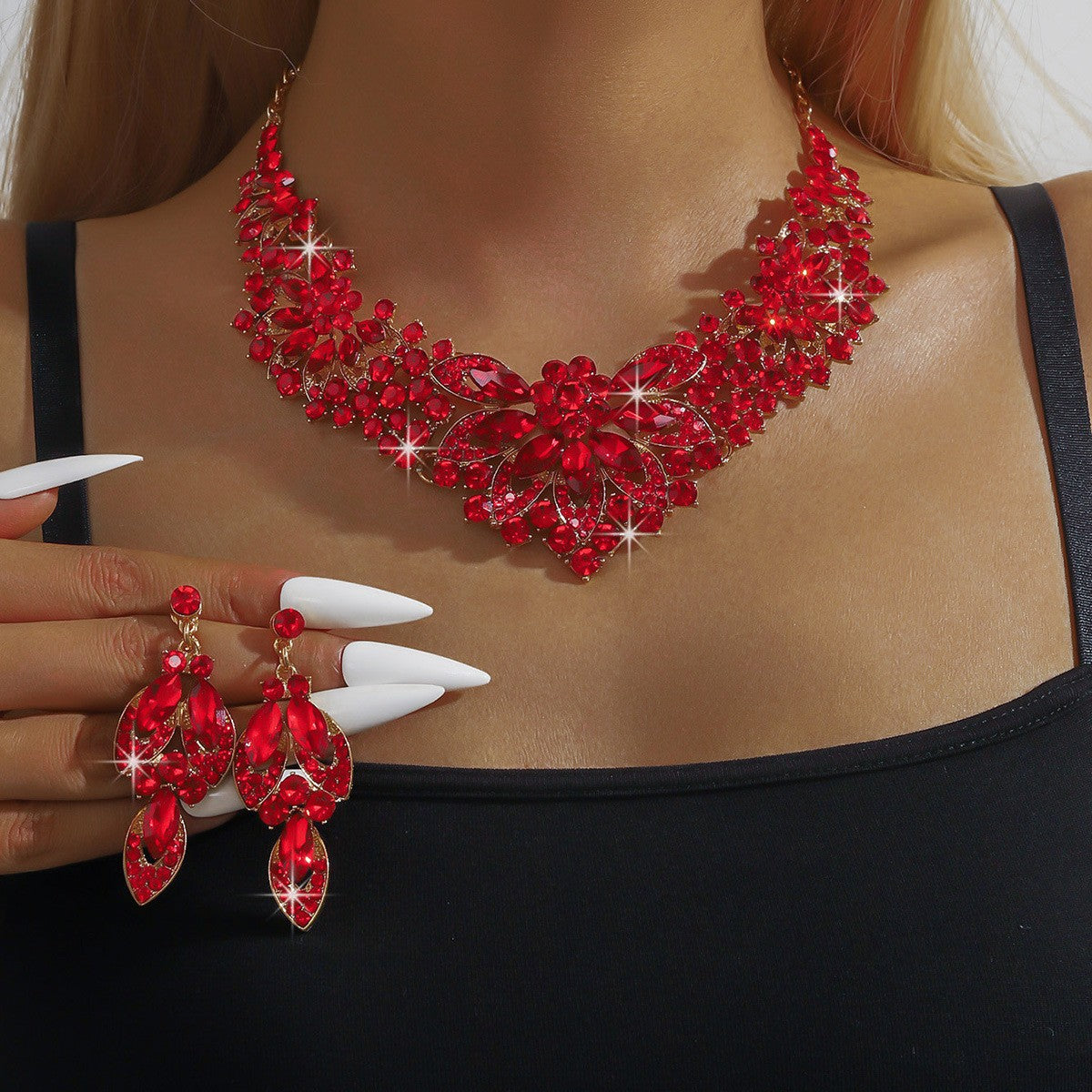 Rhinestone Floral Bib Necklace And Earring Set - Red