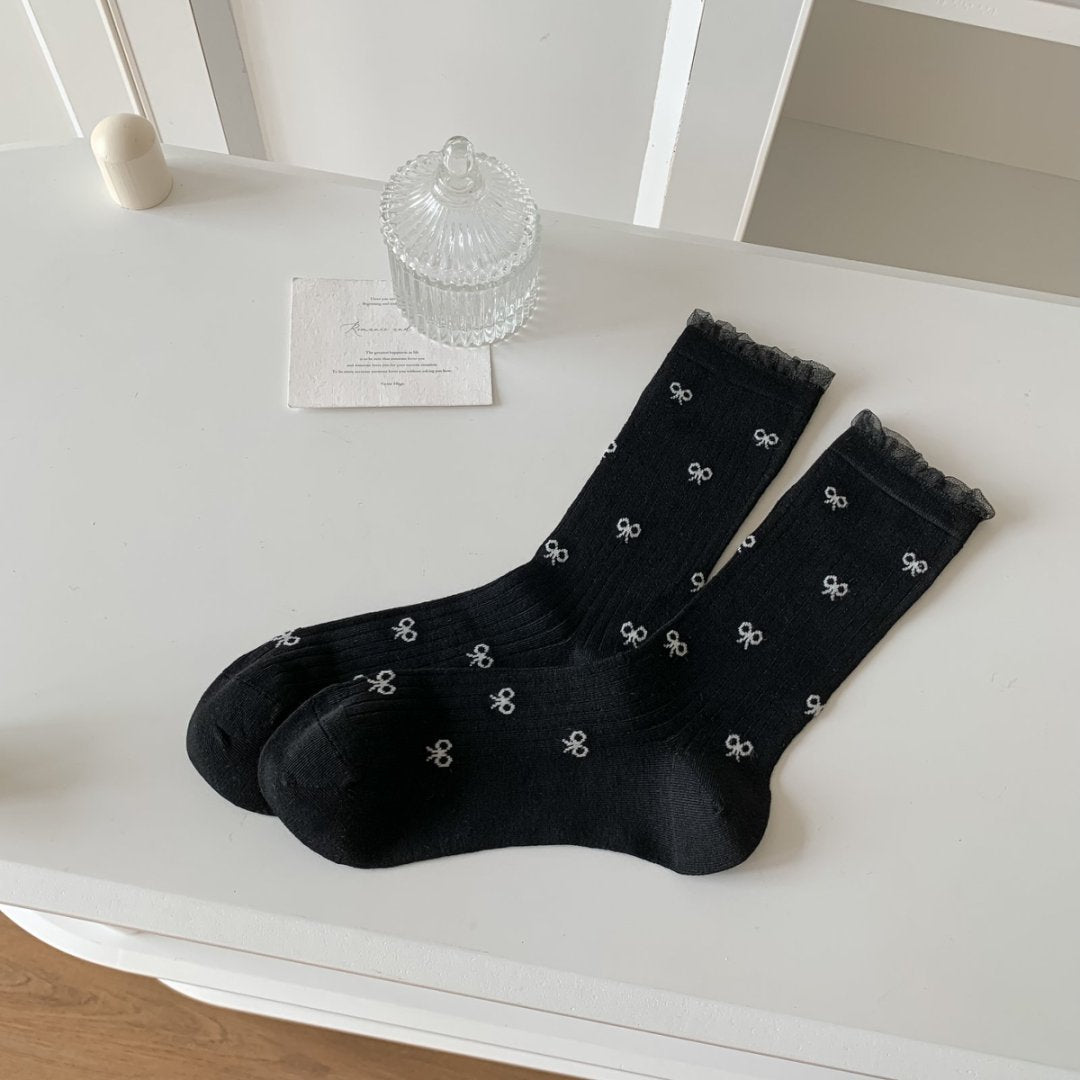 Sheer Ribbed Crew Socks With Bow Print - Black