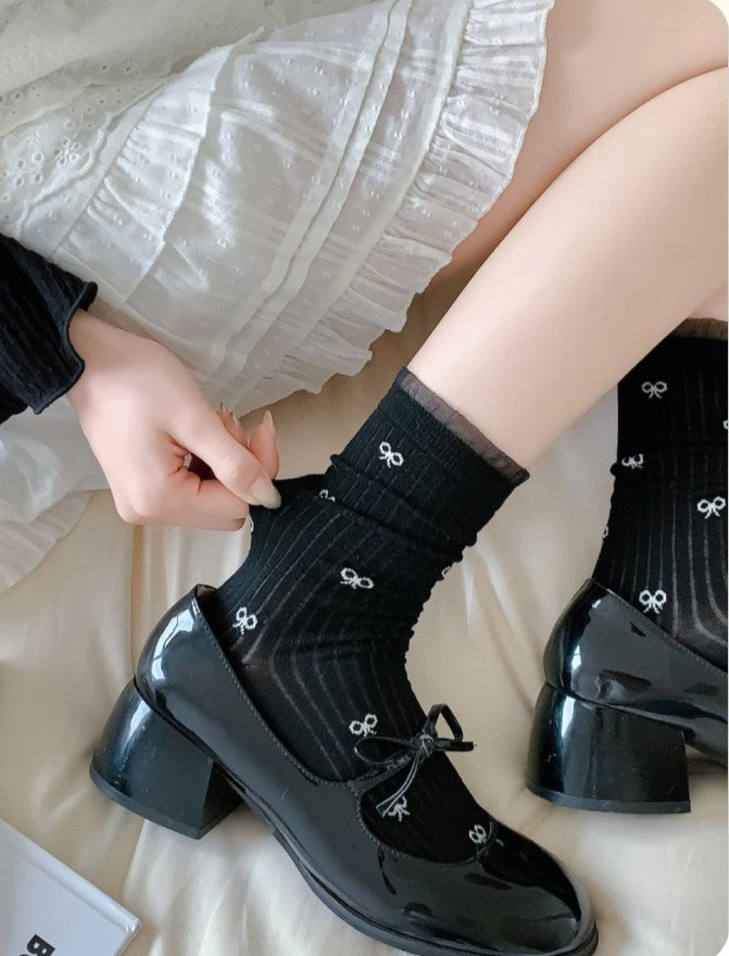 Sheer Ribbed Crew Socks With Bow Print - view 2
