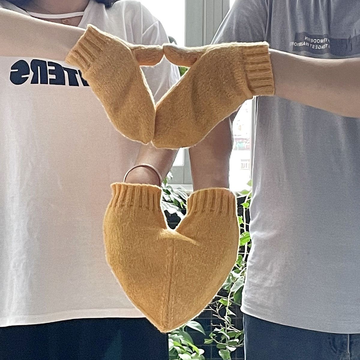 Heart Shaped Couples Hand Holding Knit Gloves - Yellow