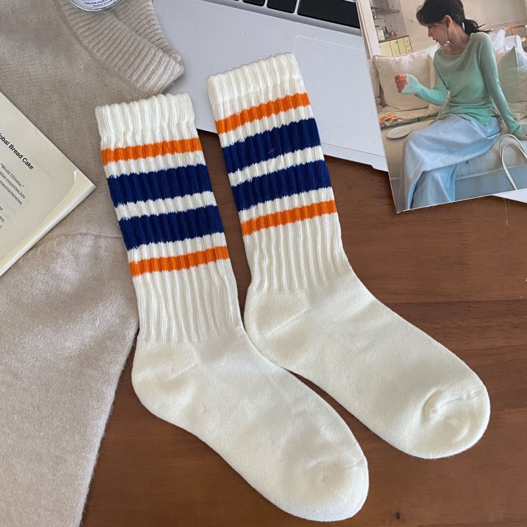 Varsity Stripe Ribbed Mid Calf Socks - Blue_O