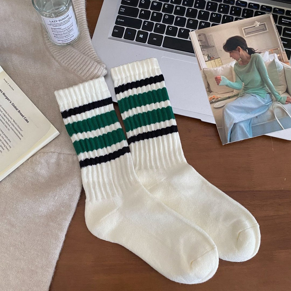 Varsity Stripe Ribbed Mid Calf Socks - Green_B