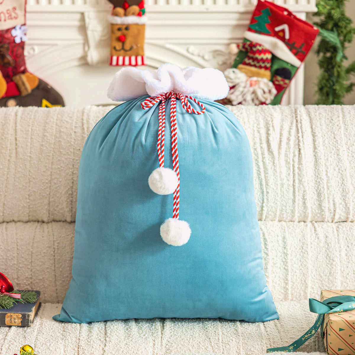 Plush Cuff Velvet Drawstring Bag for Holiday Gifts - Cyan