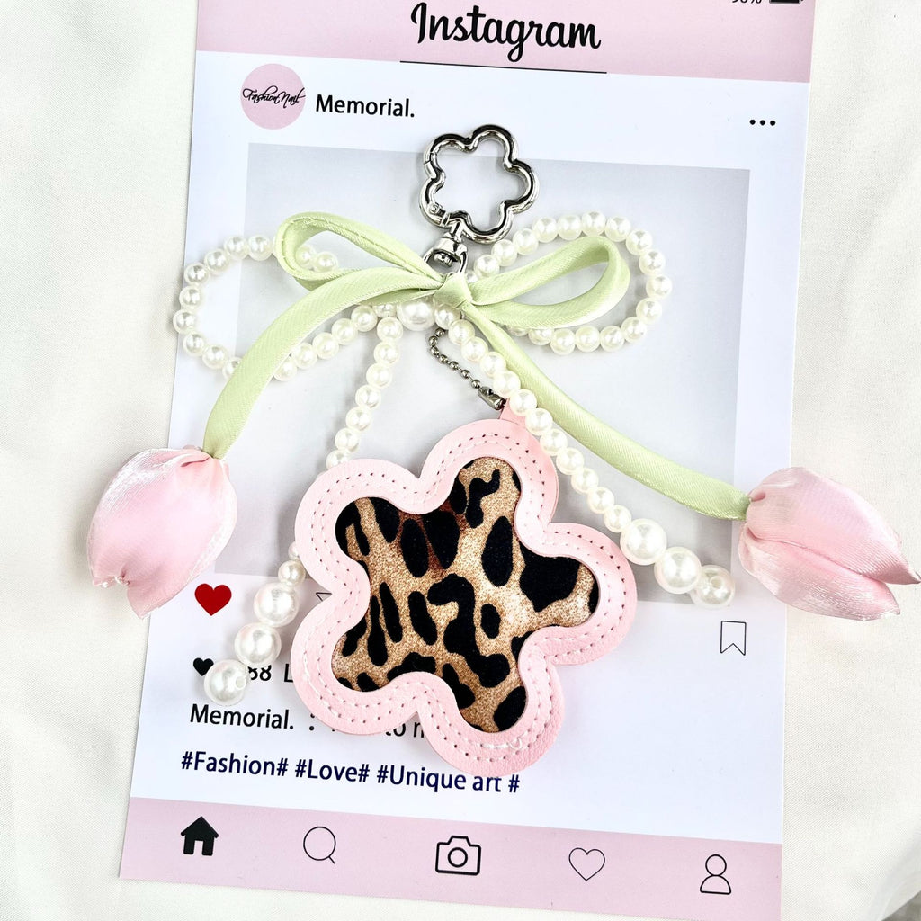 Leopard Flower Charm Keychain with Beaded Strap - Pink