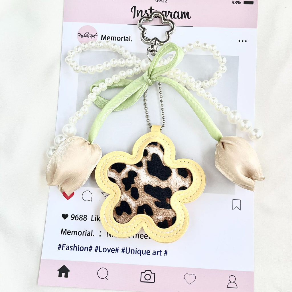 Leopard Flower Charm Keychain with Beaded Strap - Yellow