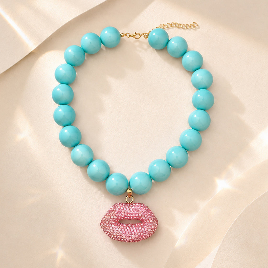Rhinestone Lips Pendant Chunky Bead Necklace - Blue