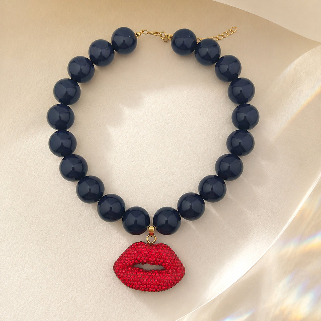 Rhinestone Lips Pendant Chunky Bead Necklace - Navy