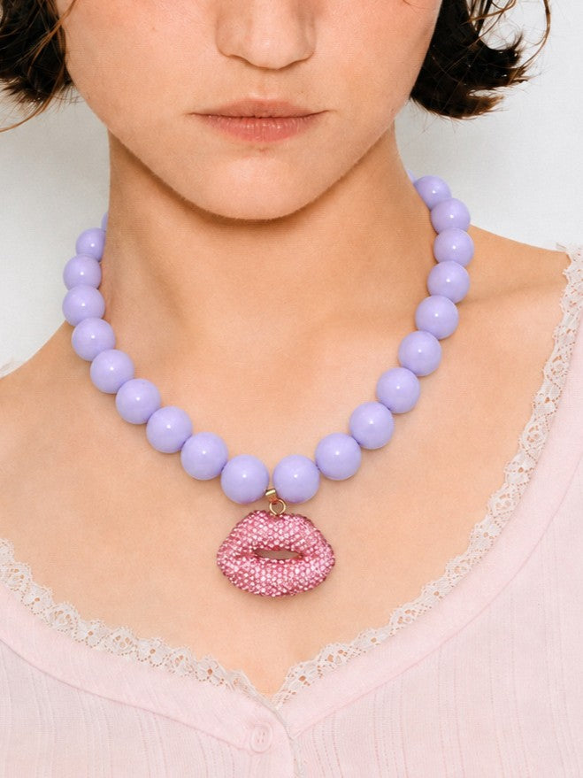 Rhinestone Lips Pendant Chunky Bead Necklace - Purple