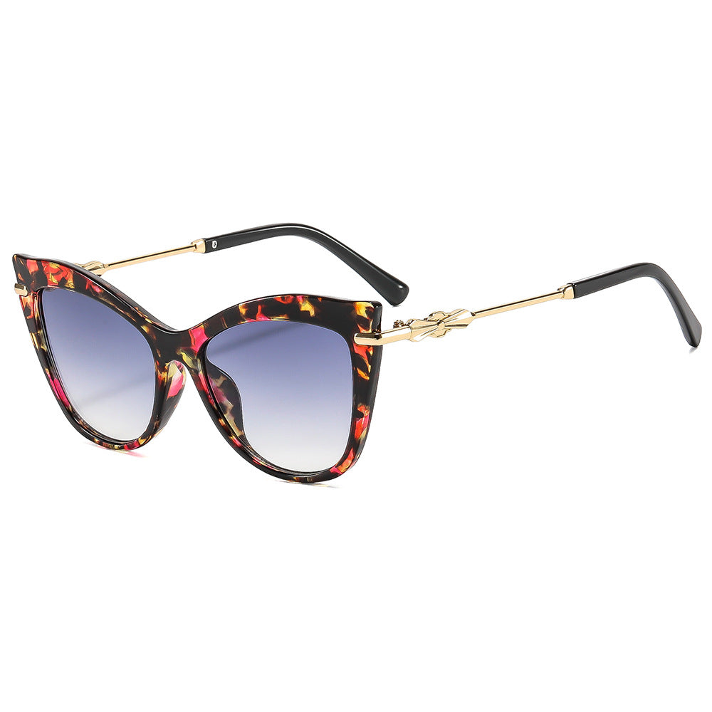 Winged Cat Eye Sunglasses With Metal Temples - Tortoiseshell