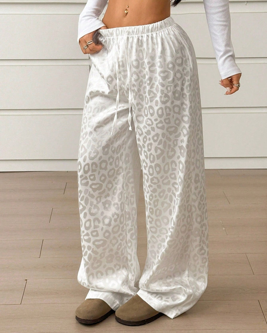 Leopard Jacquard High Waist Wide Leg Pants - White - 2
