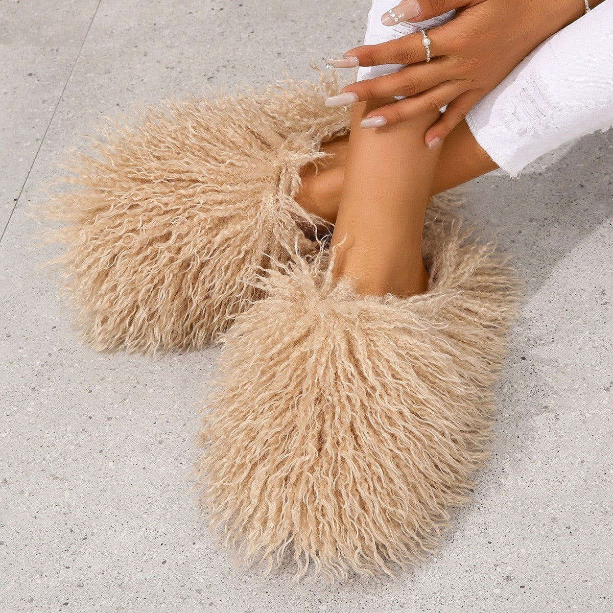 Curly Faux Fur Closed Toe Slippers - Camel