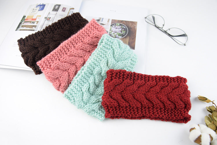 Twist Cable Knit Wide Headband - view 9