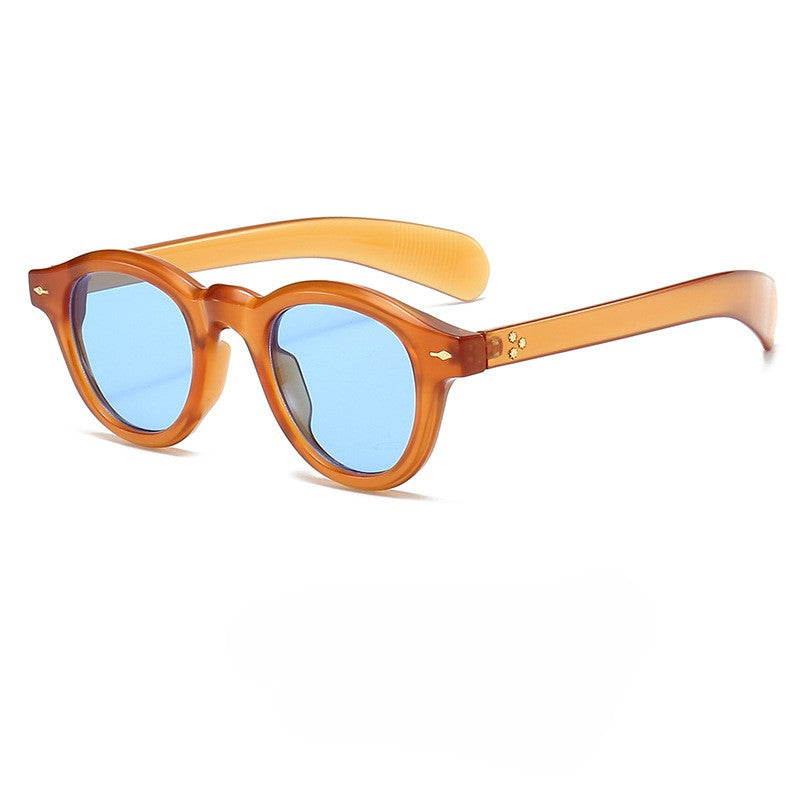 Round Retro Sunglasses With Rivet Detail - Color_04