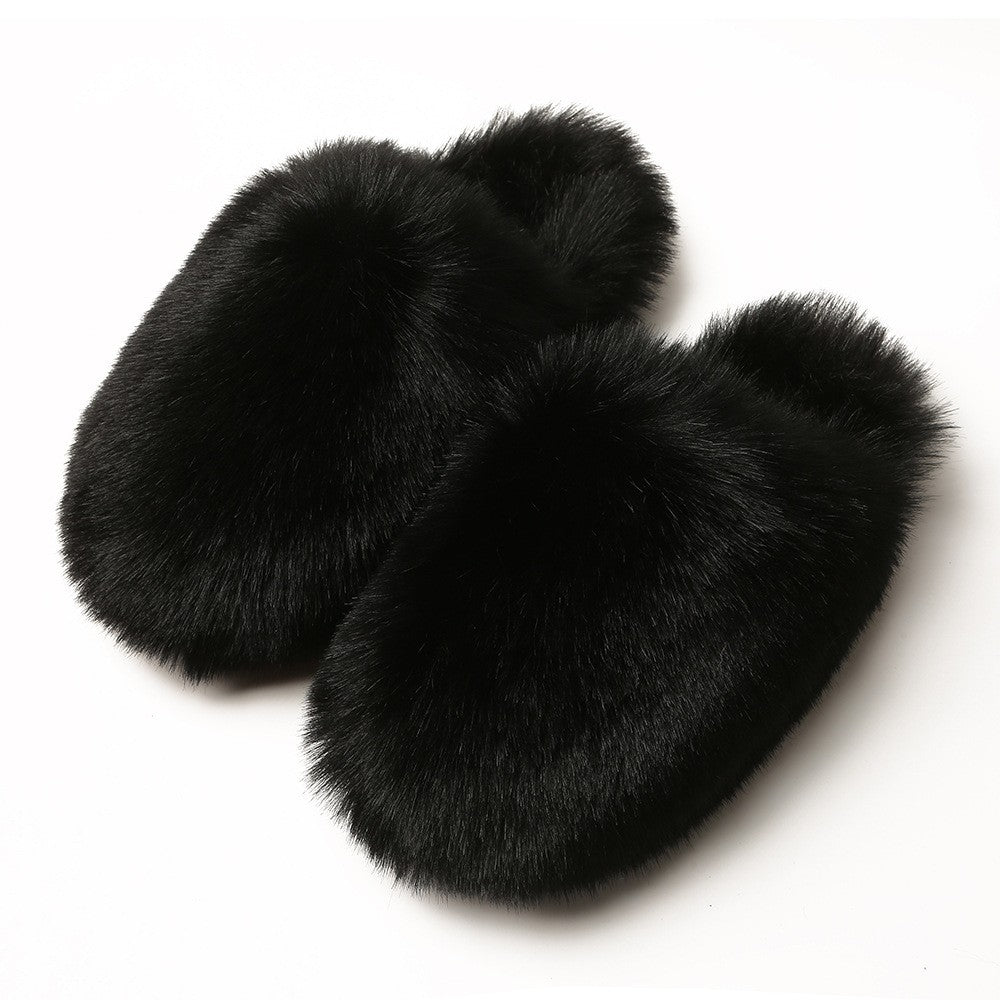 Oversized Faux Fur Closed Toe Slippers - Black
