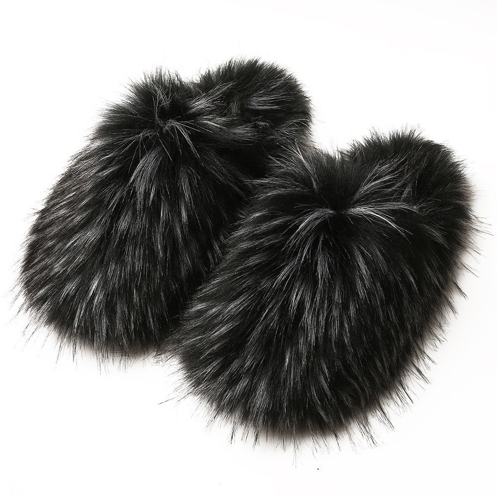 Oversized Faux Fur Closed Toe Slippers - Black Frost