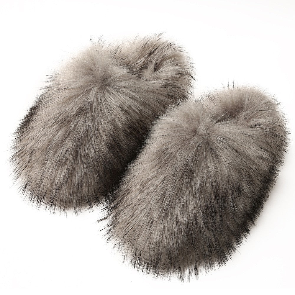 Oversized Faux Fur Closed Toe Slippers - Gray