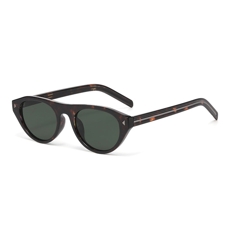 Flat Brow Round Sunglasses Triangle Studs - Color_04