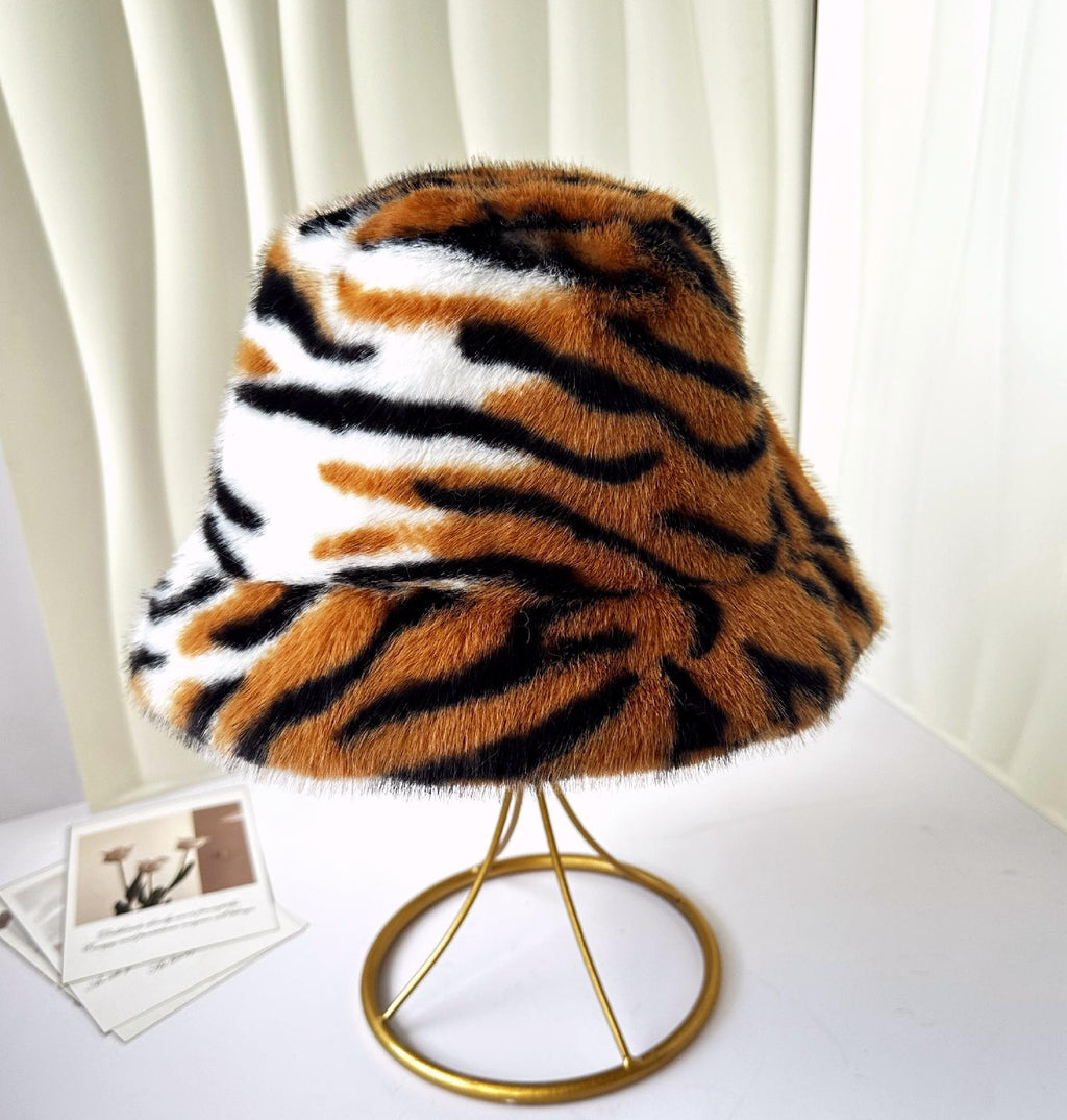 Fuzzy Tiger Stripe Bucket Hat for Cold Weather - Brown - 1