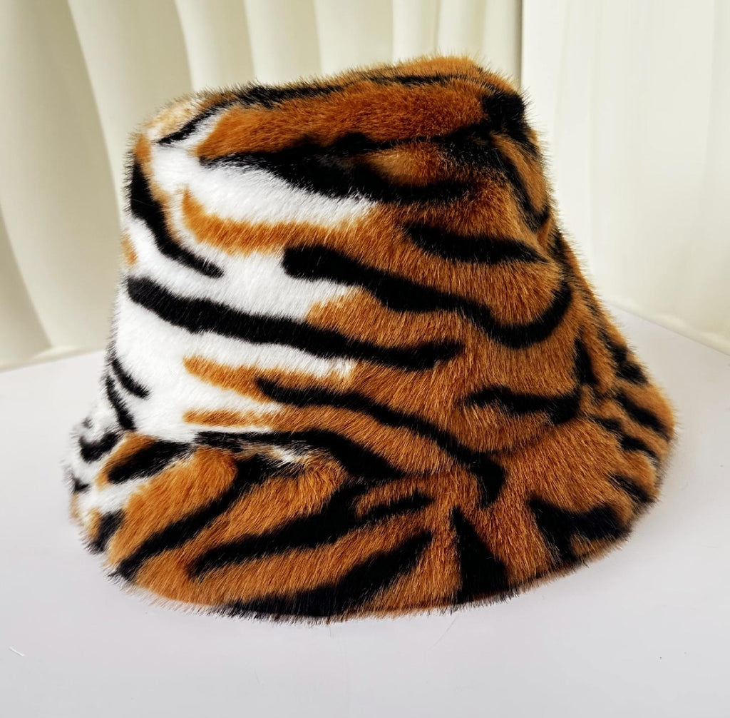 Fuzzy Tiger Stripe Bucket Hat for Cold Weather - Brown - 3